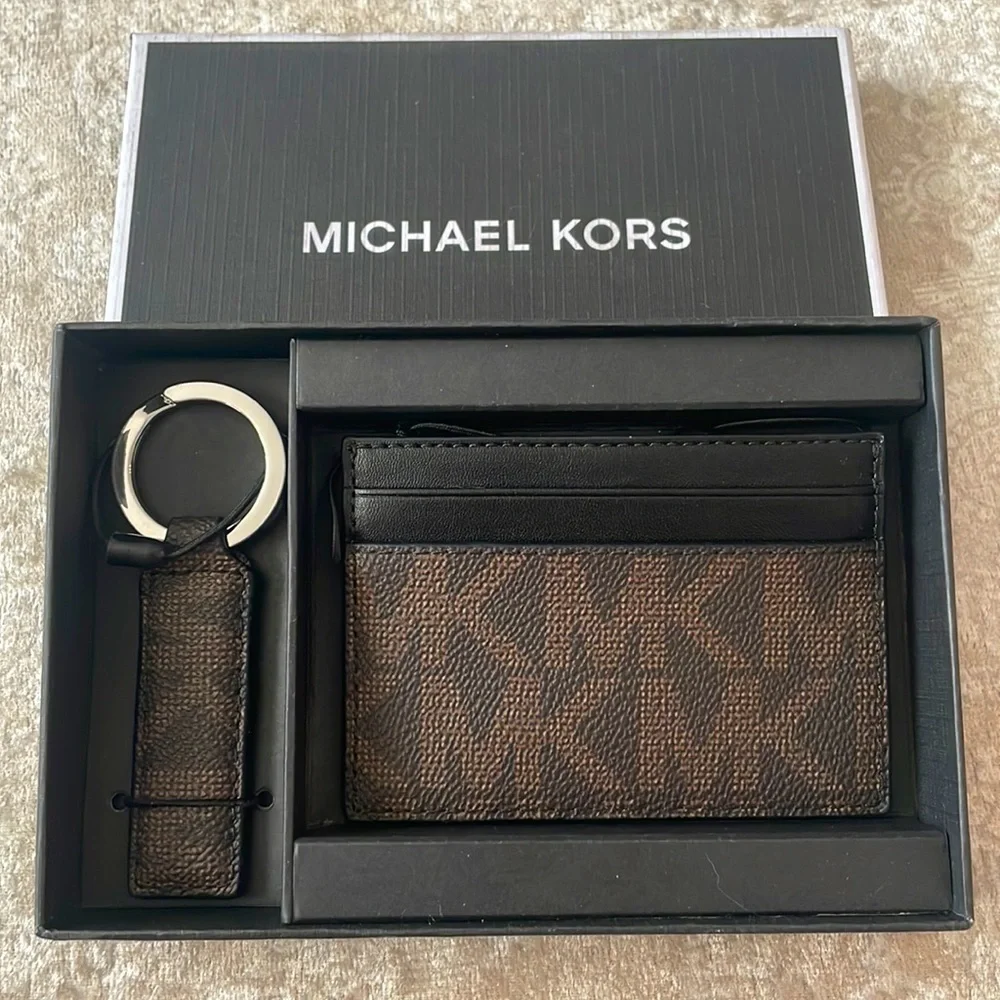 Brand New Michael Kors Jet Set Men’s Card Case & Keychain Gift Set Brown Black